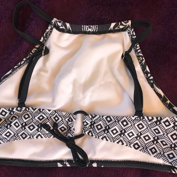 Bikini Top - Picture 3 of 3